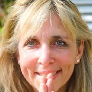 Joanne Avison