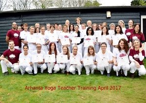 17_Group-pic-April-2017-small-300x212