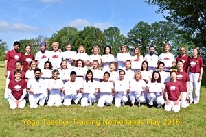 28_201605-yoga-certification-course-Europe