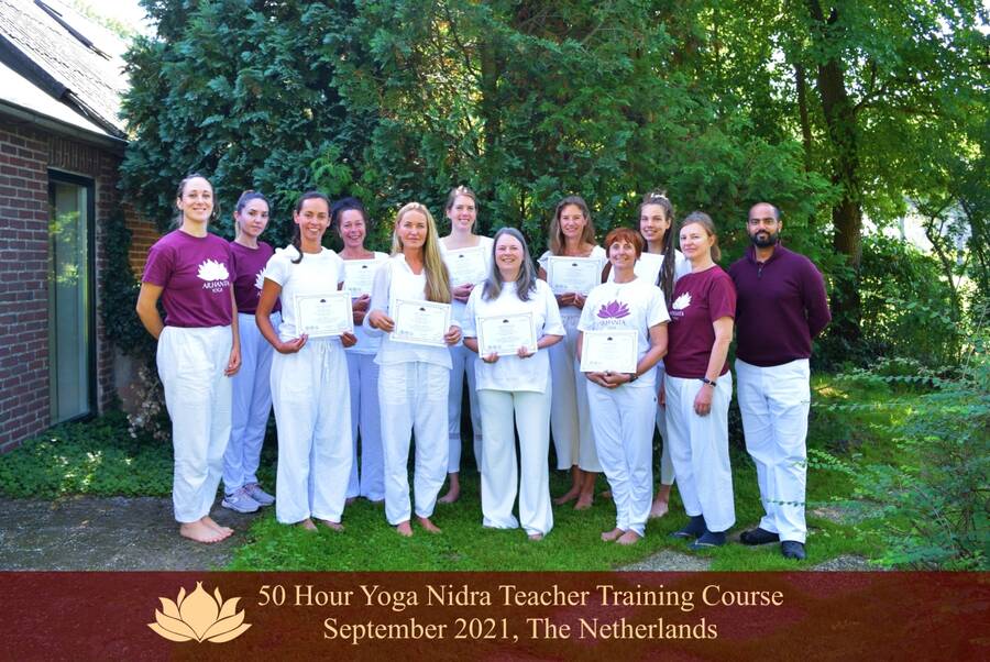 Group Picture Yoga Nidra Sept 2021 (1)