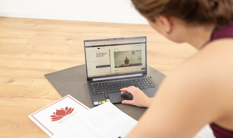 Benefits of online yoga courses for students Benefits of online yoga courses for students