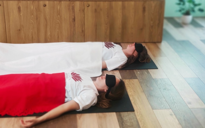 Students practice yoga and ayurveda for sleep Students practice yoga and ayurveda for sleep