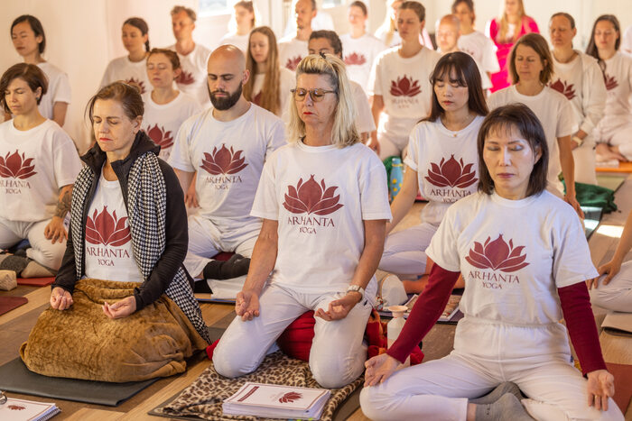 Group students meditating Group students meditating