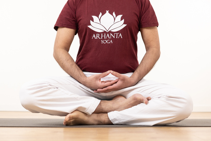 Yoga practitioner practices Pratyahara Yoga practitioner practices Pratyahara