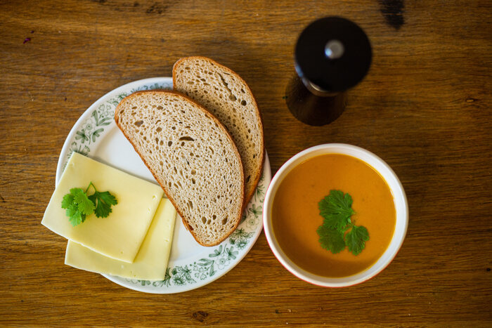A simple, mitahara -inspired meal of soup and bread A simple, mitahara -inspired meal of soup and bread