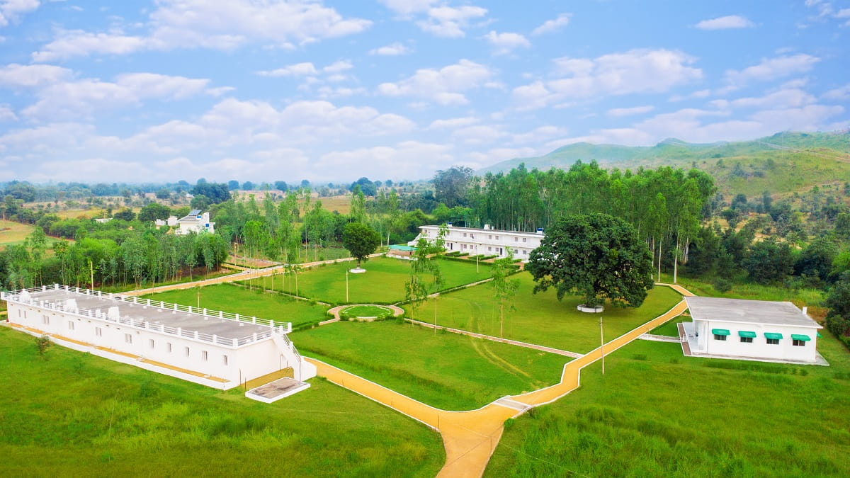 Arhanta Yoga Ashram India